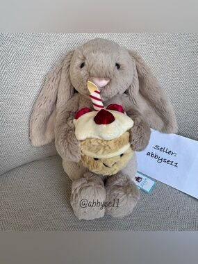 Jellycat Bashful Beige Bunny 'Birthday' - Authentic - New With Tags - Fast Ship